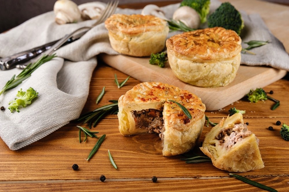 Puff,Pastry,Mini,Pie,On,The,Wooden,Background.,Savoury,Meat